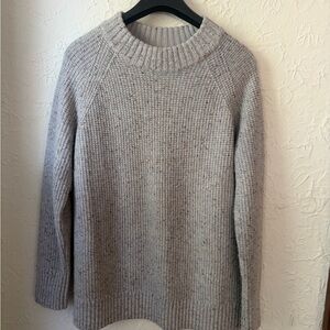 Duluth Trading Co Women's Heathered Gray Sweater